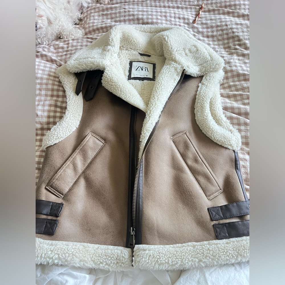 Zara vest